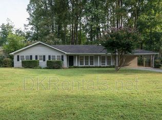 225 Pebble Trl, Alpharetta, GA 30009