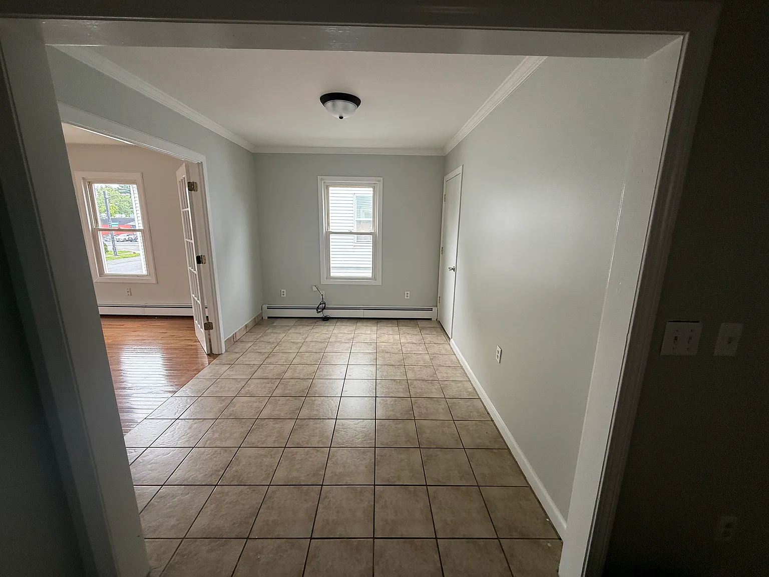 2 bed, 900 sqft, $1,500 — Photo 4