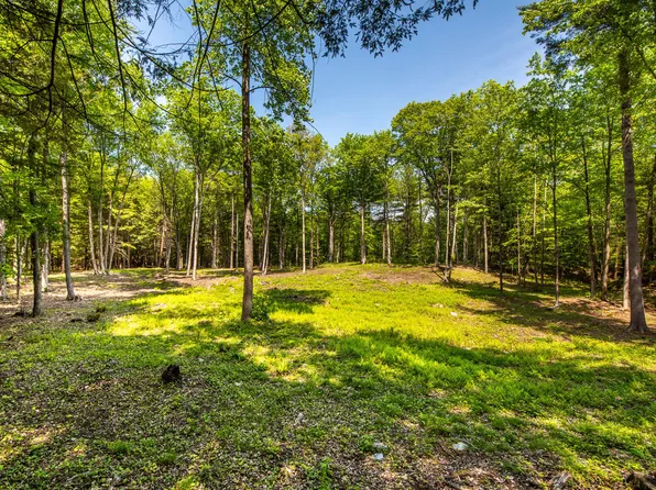 1 Campion Farms Rd, Stockbridge, MA 01262