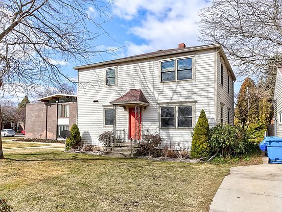 2nd image of 709 S Despelder St