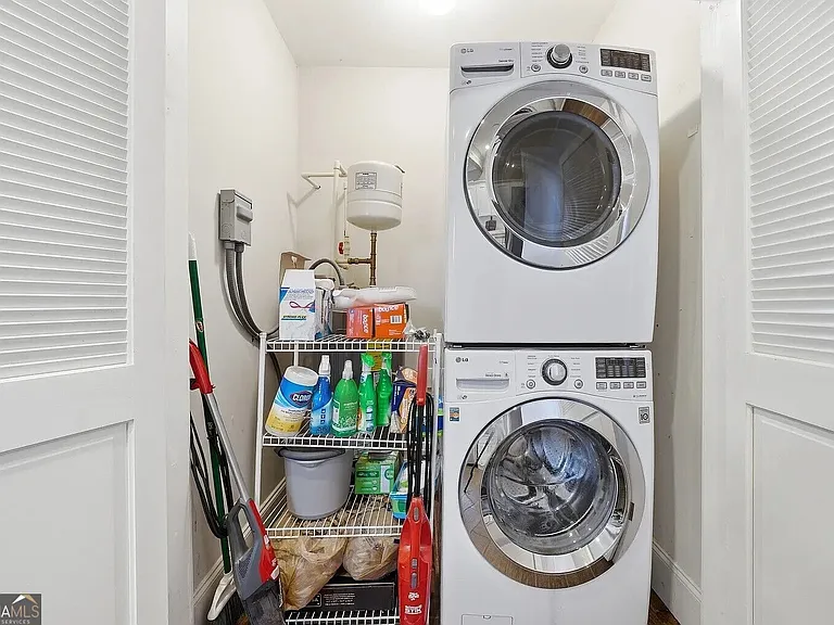 501 Rankin St NE — Photo 35