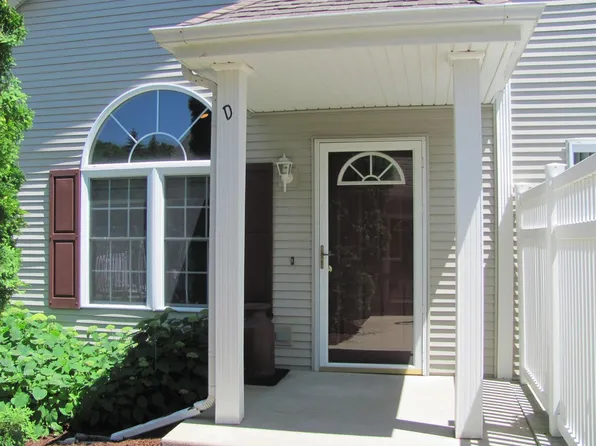 1952D Edwards Street #D, East Troy, WI 53120