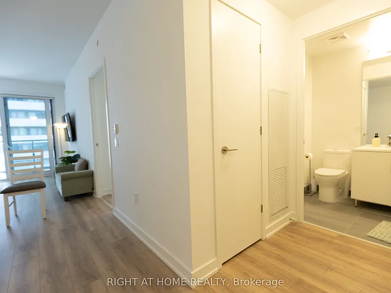 634 Church St #1401 — Photo 23