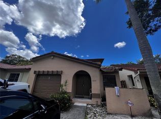 17378 NW 66th Pl, Hialeah, FL 33015