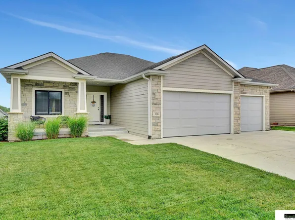 326 S 89th St, Lincoln, NE 68520