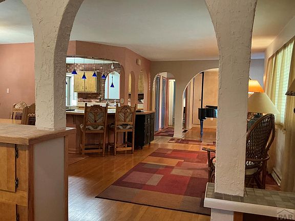 2nd image of 90 Baylor St