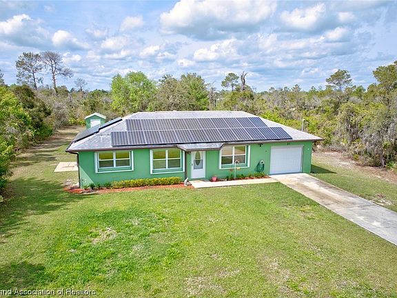 2nd image of 20 Highlands Lake Dr