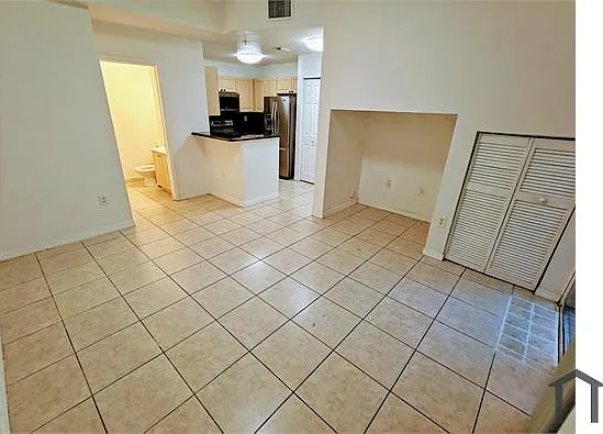 1035 SW 144th Ave — Photo 6