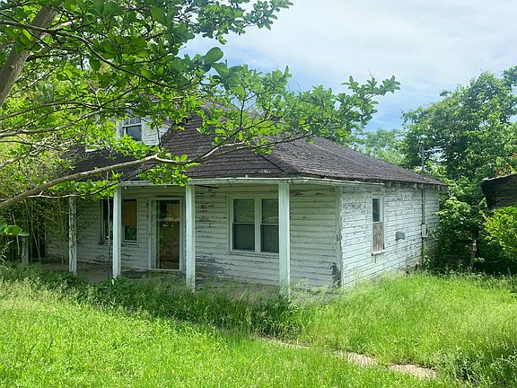 2nd image of 1343 County Road 2