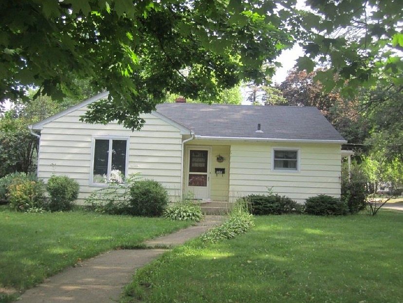 1st image of 1345 Hawthorne Ave
