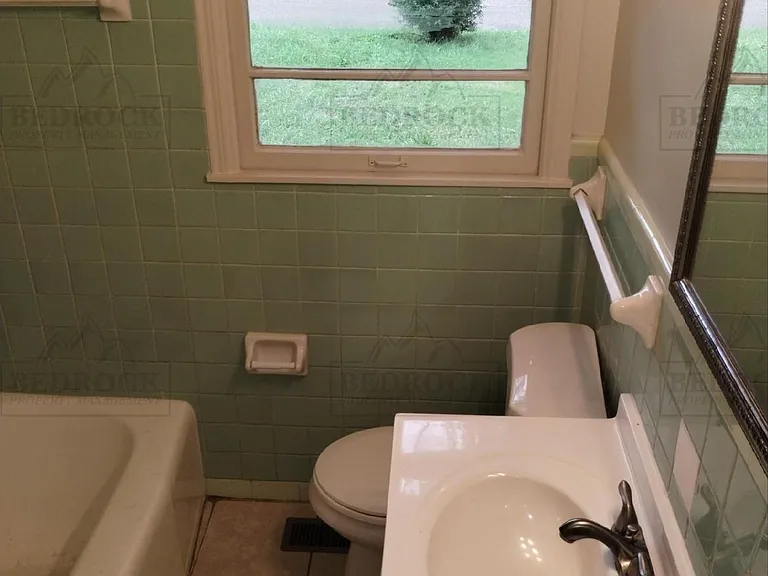 2706 Norton Ave NW — Photo 2