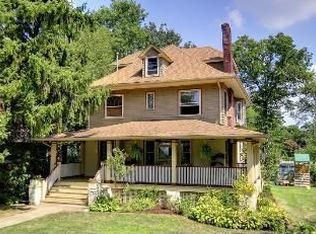 2 Belvidere Pl, Montclair, NJ 07042