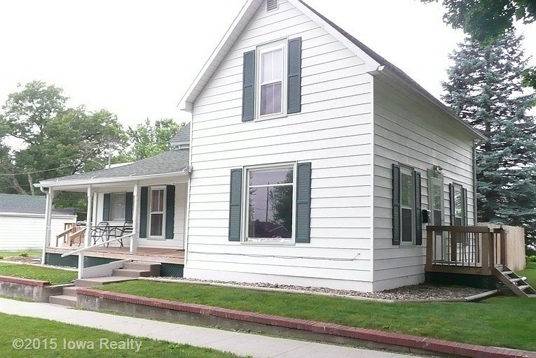 1st image of 802 W Montgomery St