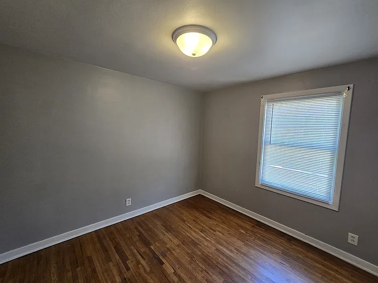 227 Madison St — Photo 13