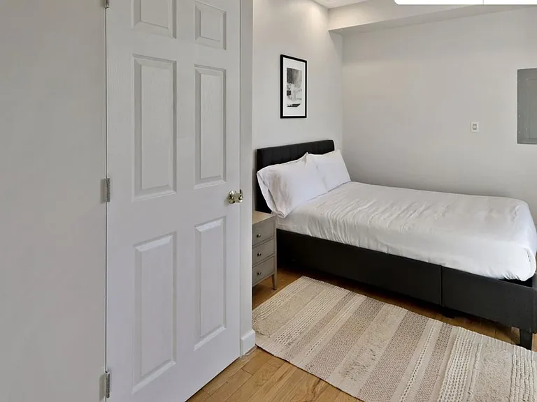 541 Florida Ave NW — Photo 7