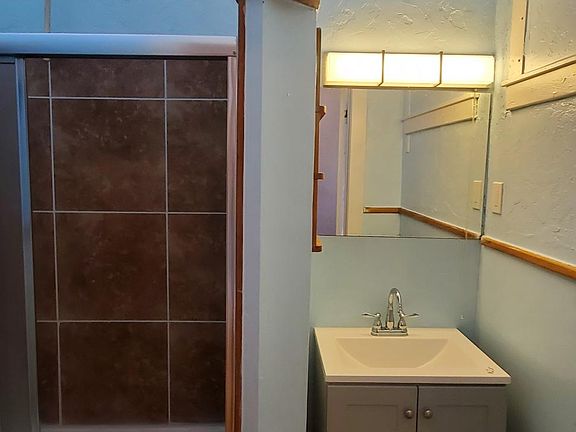 5th image of 310 Center Ave #205