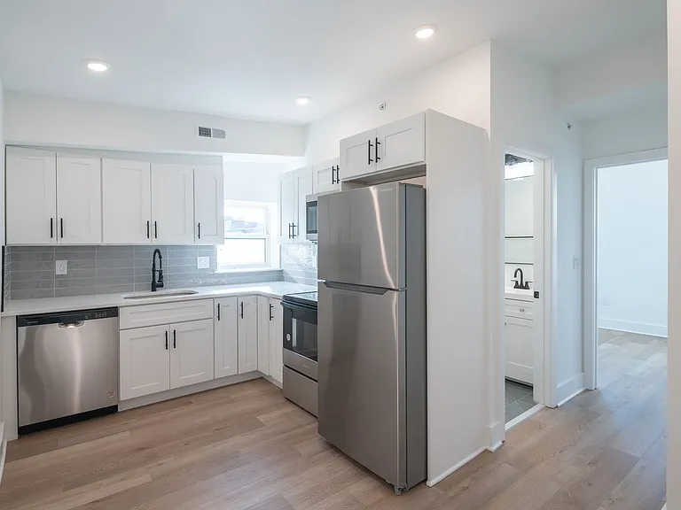1513 W Girard Avenue — Photo 25