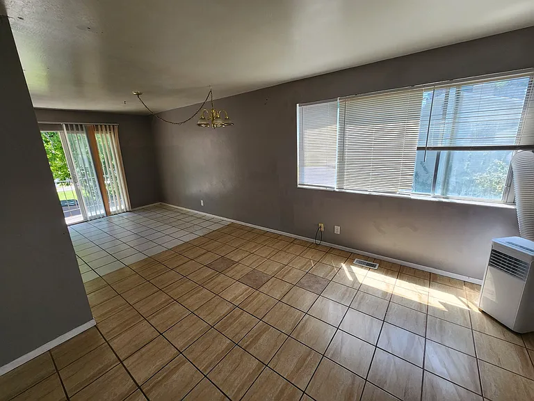 3474 Westlake Cir — Photo 16