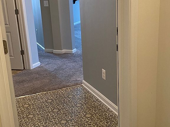 5th image of 23570 Franklin D Roosevelt Blvd #402