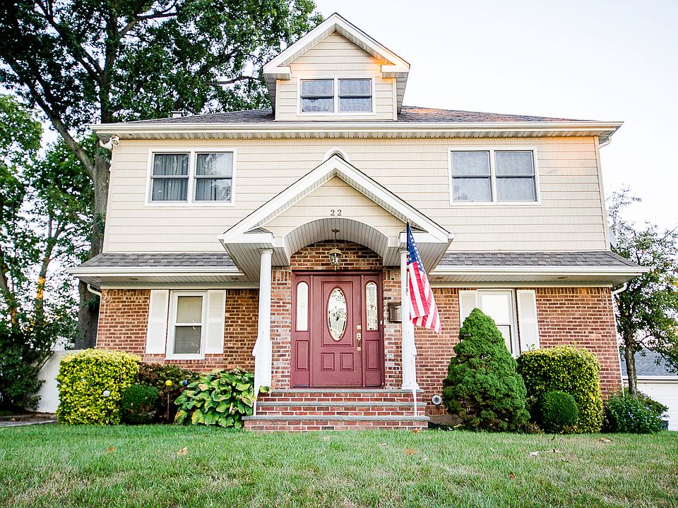 1st image of 22 Phillips Ln