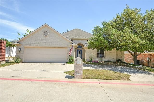 1st image of 1200 Orchard Breeze