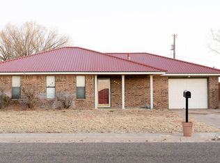 609 E Fir St, Denver City, TX 79323