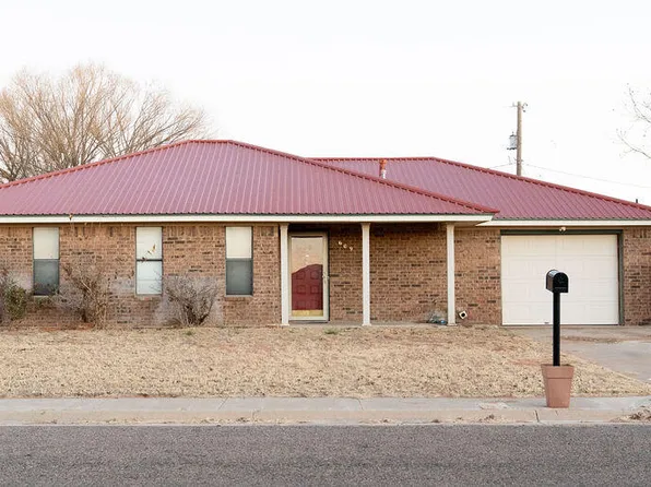 609 E Fir St, Denver City, TX 79323