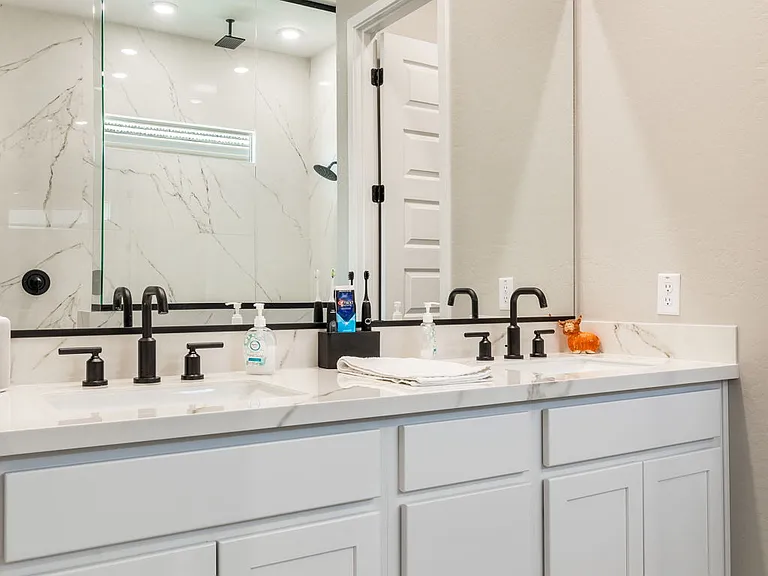 1725 E Questa Dr — Photo 17