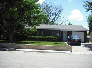 826 Maddox Ave, Aztec, NM 87410