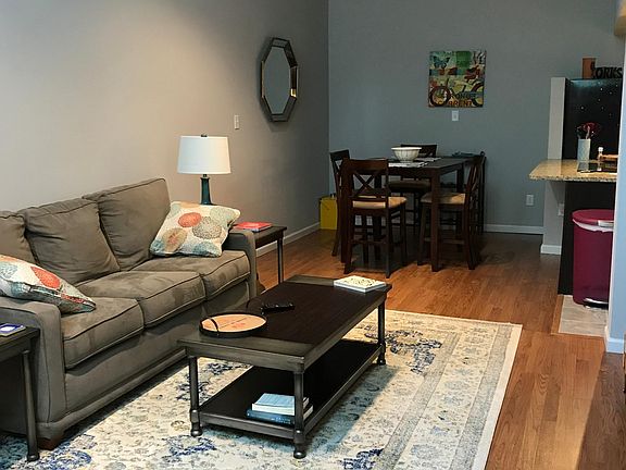 3rd image of 1523 S 10th St APT 216