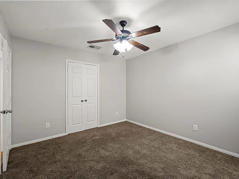 6907 Birnam Garden Ln — Photo 16