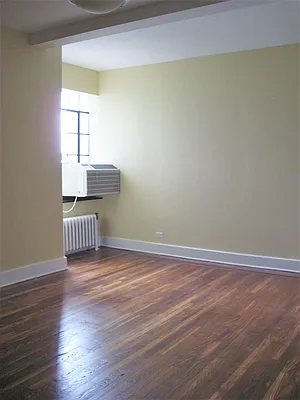Rented by Segallis Real Estate | media 17