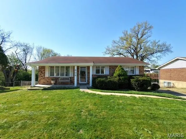 806 Elba Ln, Saint Louis, MO 63137