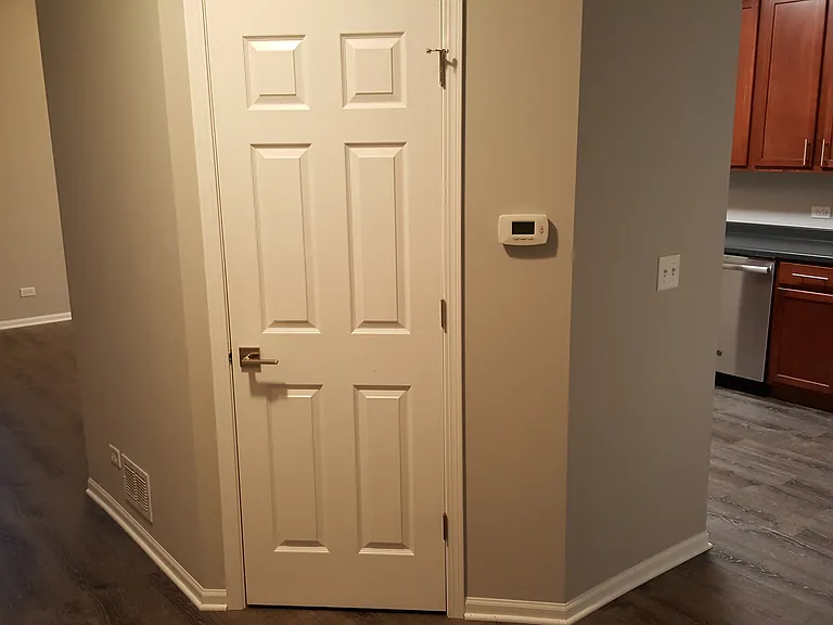 558 Gunnison Ct — Photo 8