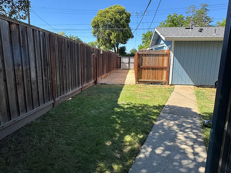 4901 11th Ave — Photo 29