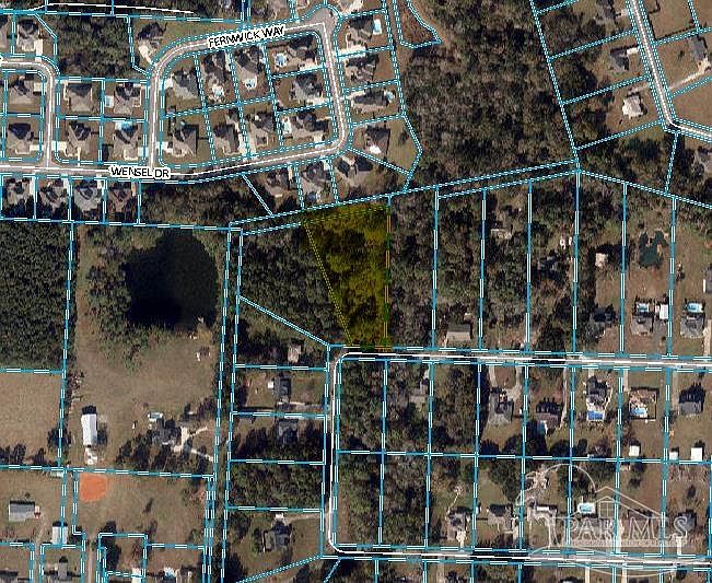 2nd image of 700 Pinebrook Cir