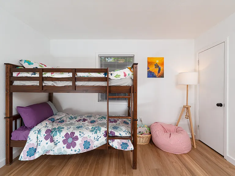 146 Park Dr — Photo 11