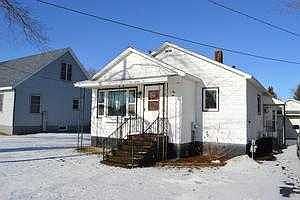 Primary property photo