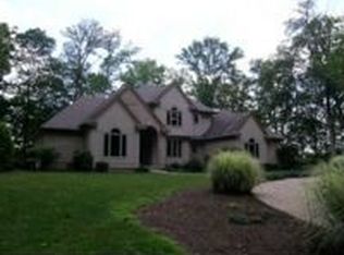 Sherfield Dr, Dayton, OH 45426