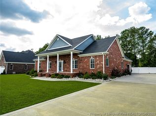 71 Ashton Ln, Lumberton, NC 28360