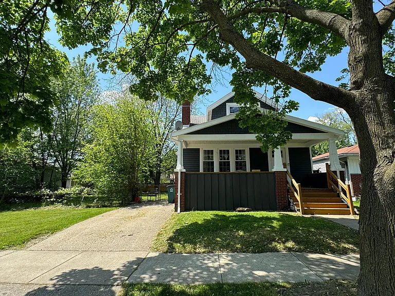 1905 Pilgrim St — Photo 1