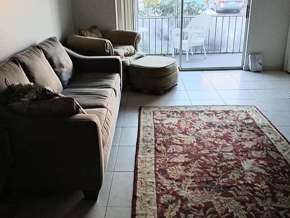 4th image of 6243 Bay Club Drive #2