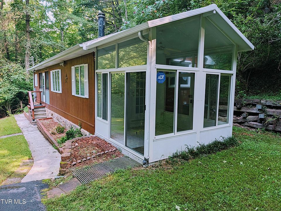 1st image of 3223 Little Prater Rd