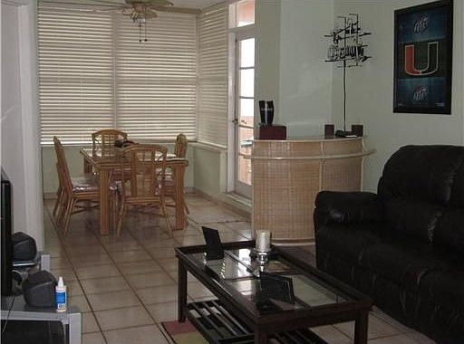 5th image of 2899 Collins Ave APT 925