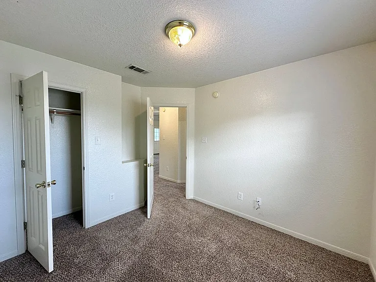 2508 Edgefield St — Photo 31