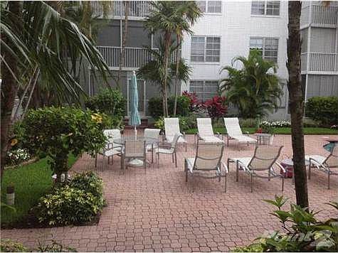 5th image of 10150 Collins Ave APT 105S