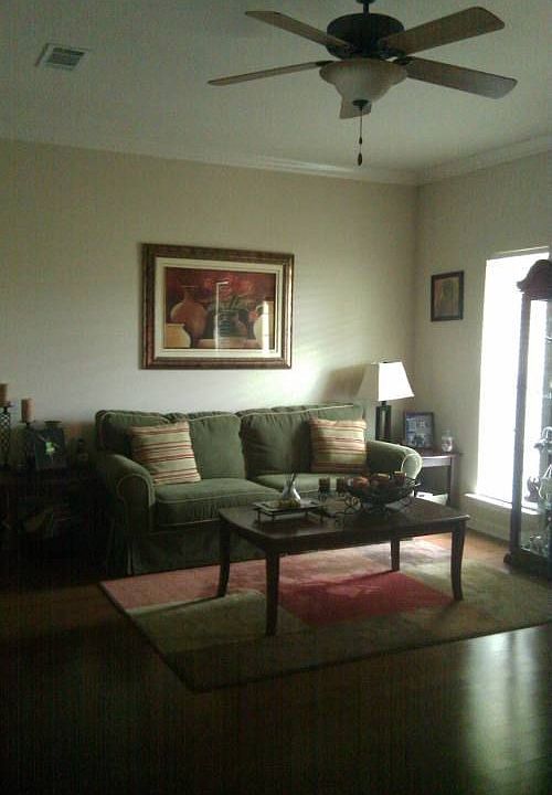 2nd image of 704 Rue Michelle