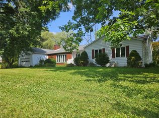 11 Stonehaven Dr, Ithaca, NY 14850
