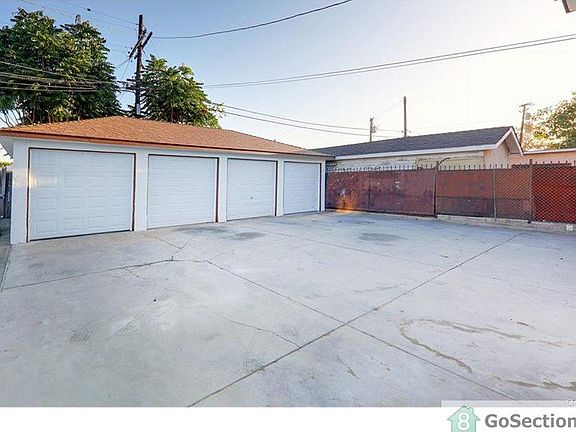 3rd image of 3605 Los Flores Blvd #A