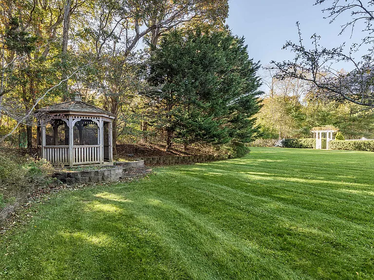 42 Broidy Ln — Photo 24